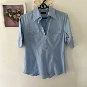 4/$15 New York & Company Light Blue Top Size Medium